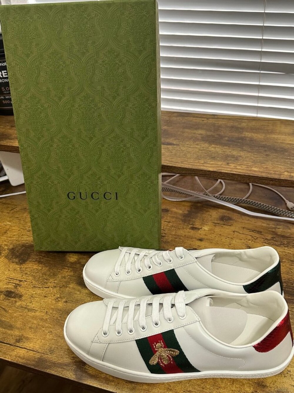 Gucci Ace Bee Sneakers White Green Red Web Size 8 429446 New in Box